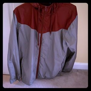 Zine maroon and grey windbreaker large